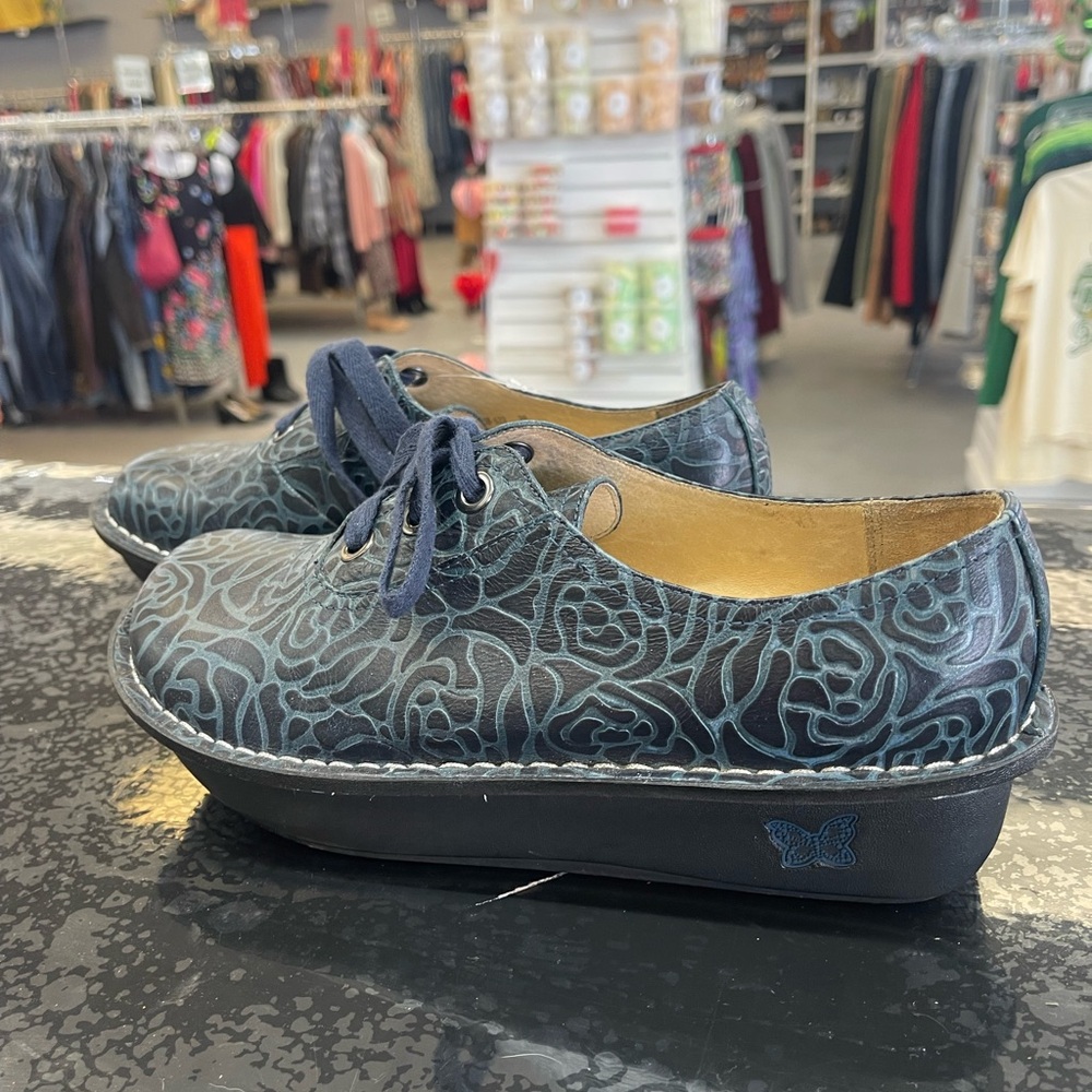 Alegria Women's Floral Patterned Flats in Black and Blue - Picture 3 of 8